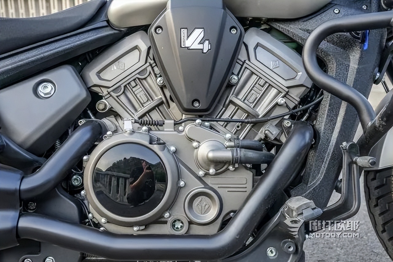 奔达黑旗500适合四十岁男人吗,奔达黑旗500第一批跟第二批的区别