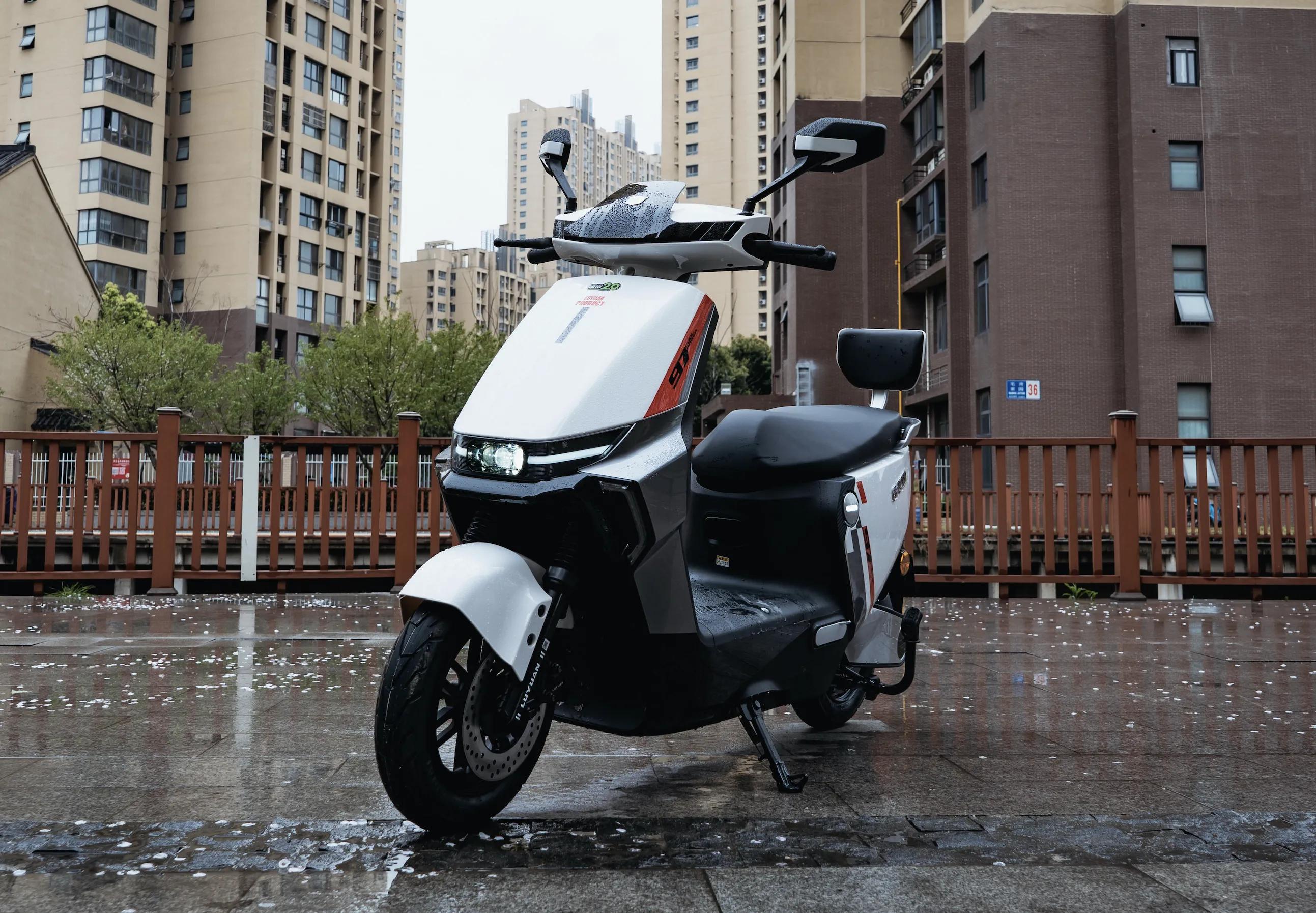 绿源2000-3000性价比最高的电动车,绿源九号电动车