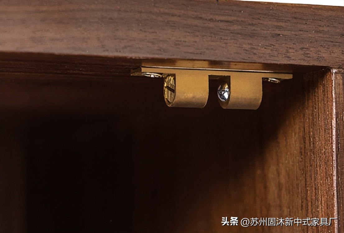 家具是原木风格治愈系小户型,原木家具现代简约风