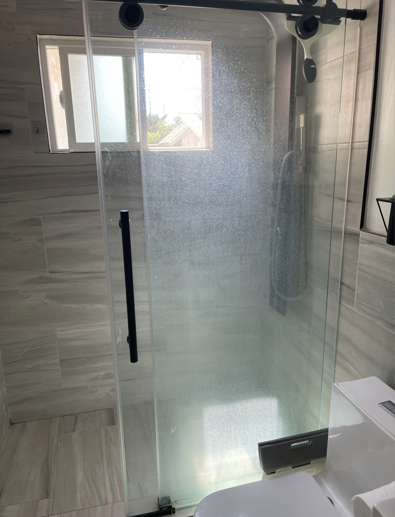 淋浴房为什么不建议用大理石,为什么不建议买钻石淋浴房