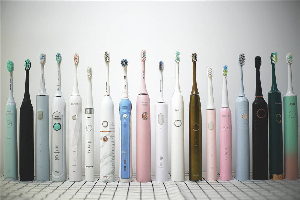 哪个牌子的电动牙刷护牙比较好,哪个品牌的电动牙刷性价比更高