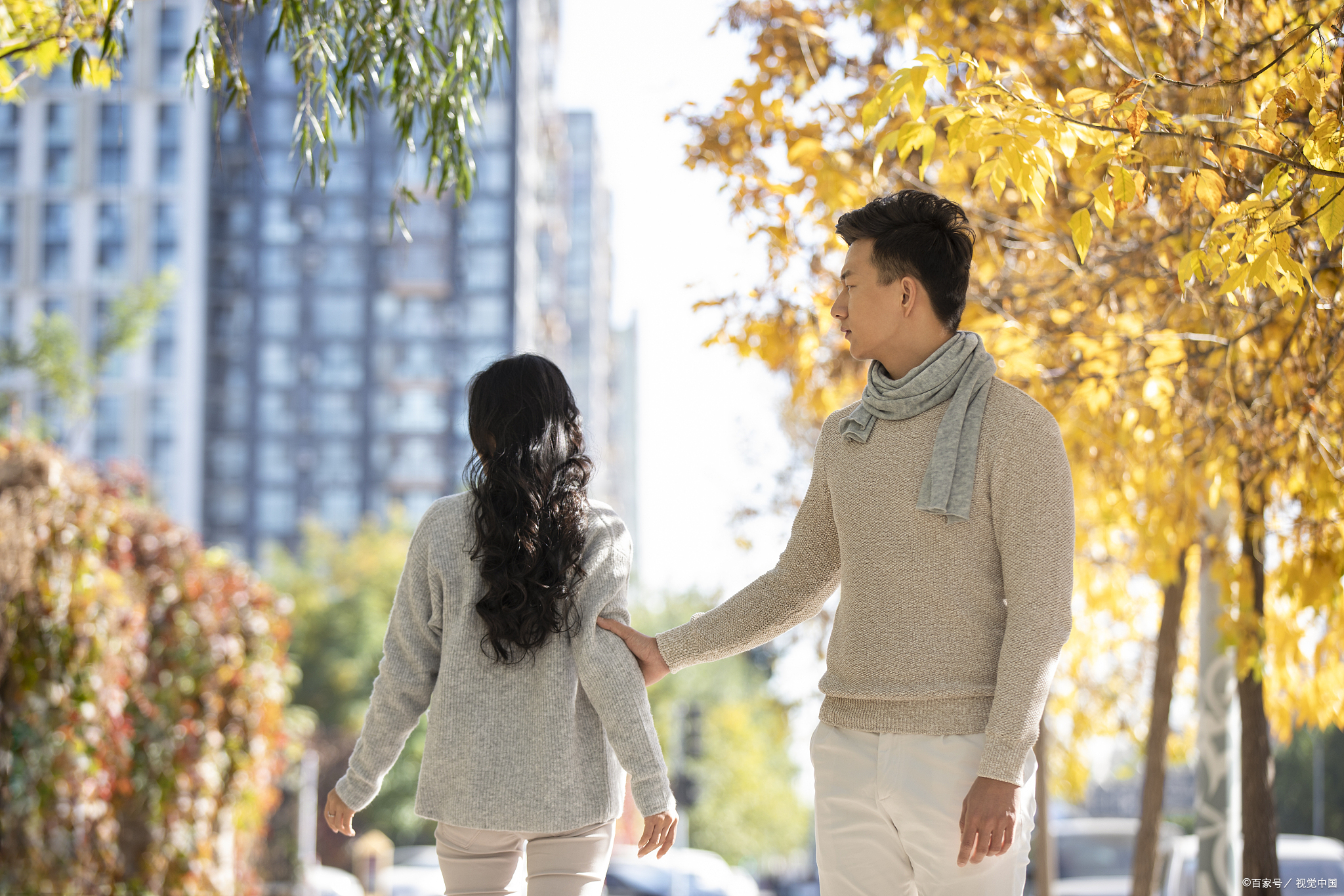 男人交往能做到两点才算真爱,做到这几点才是真爱