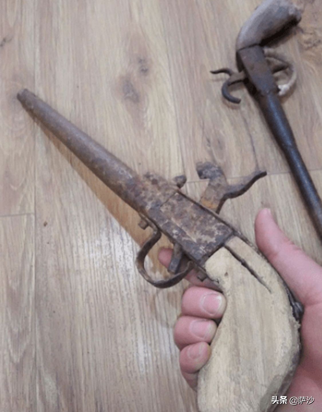 游轮抢劫案23人被杀,海盗抢劫杀害船员