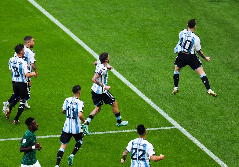 今年世界杯越位用的什么技术,世界杯裁判黑科技