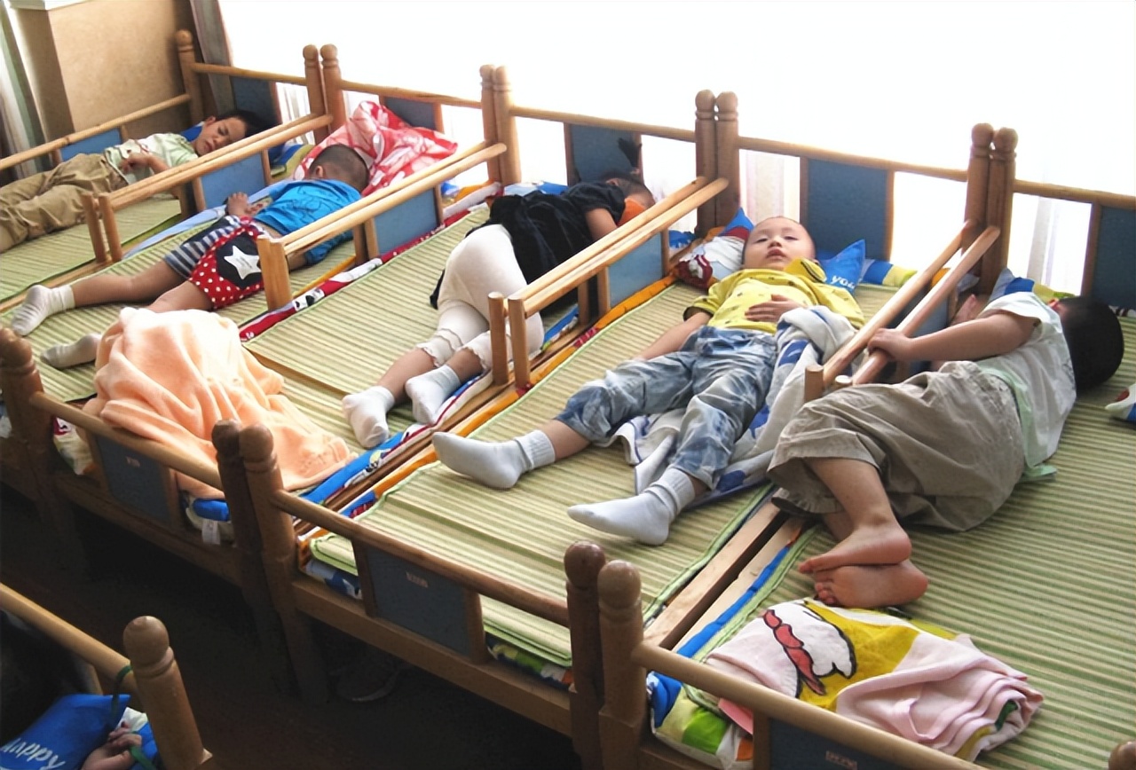 儿童睡觉时间长和大脑有关系吗,小孩子睡眠久大脑发育会更好嘛