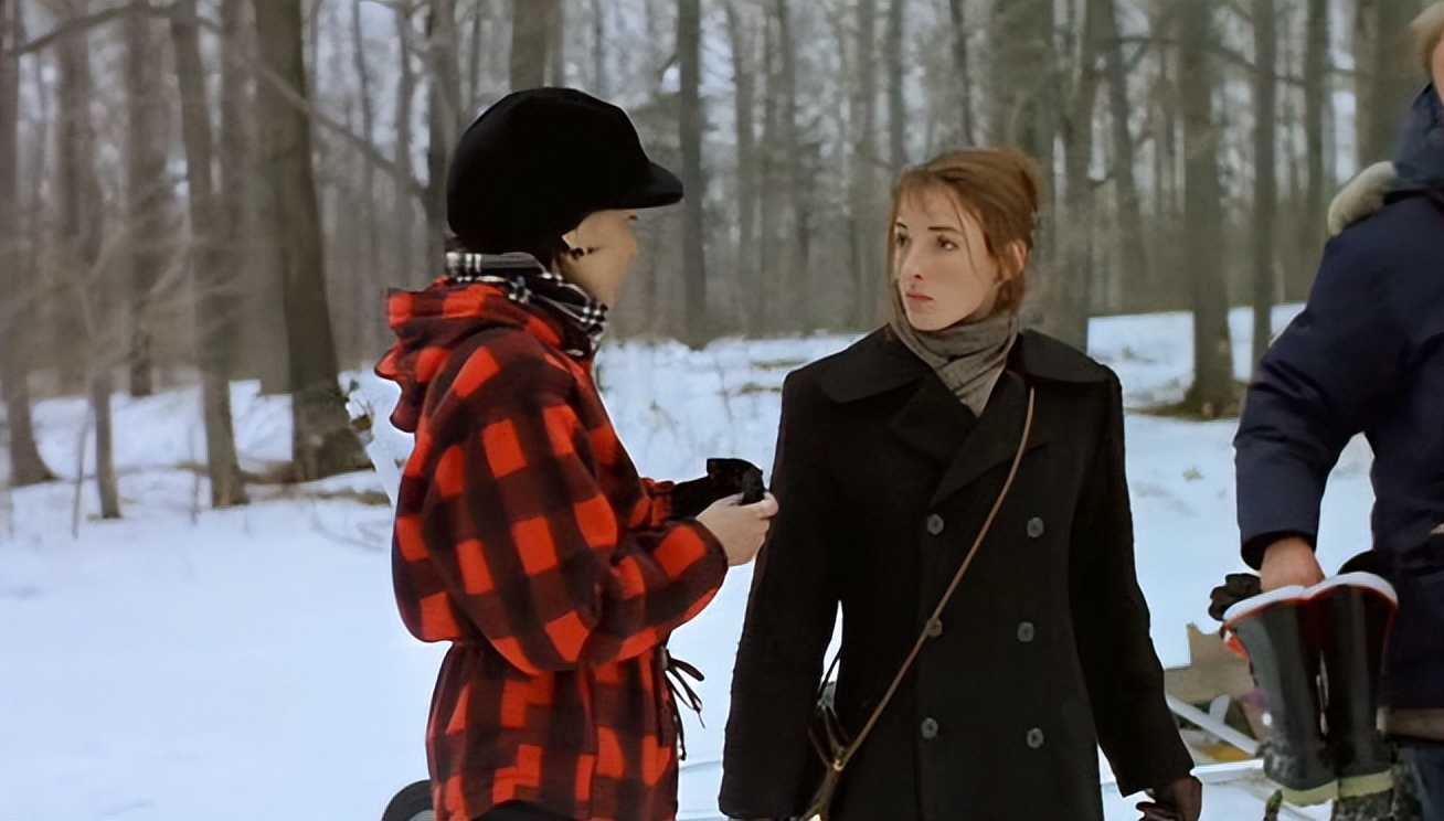 《夜幕低垂》：佩内特导演生涯中的一部佳作，浅析他的电影风格