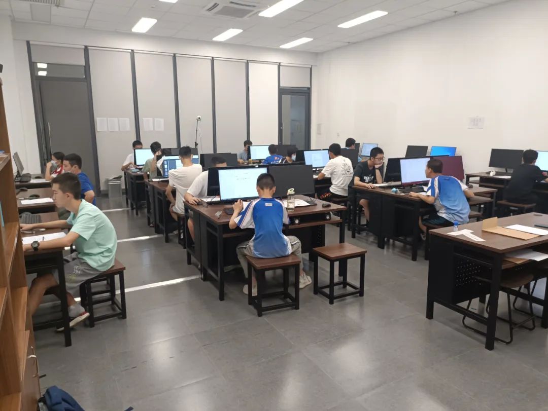 海南北大附中海口学校高考,海口北大附中喜报