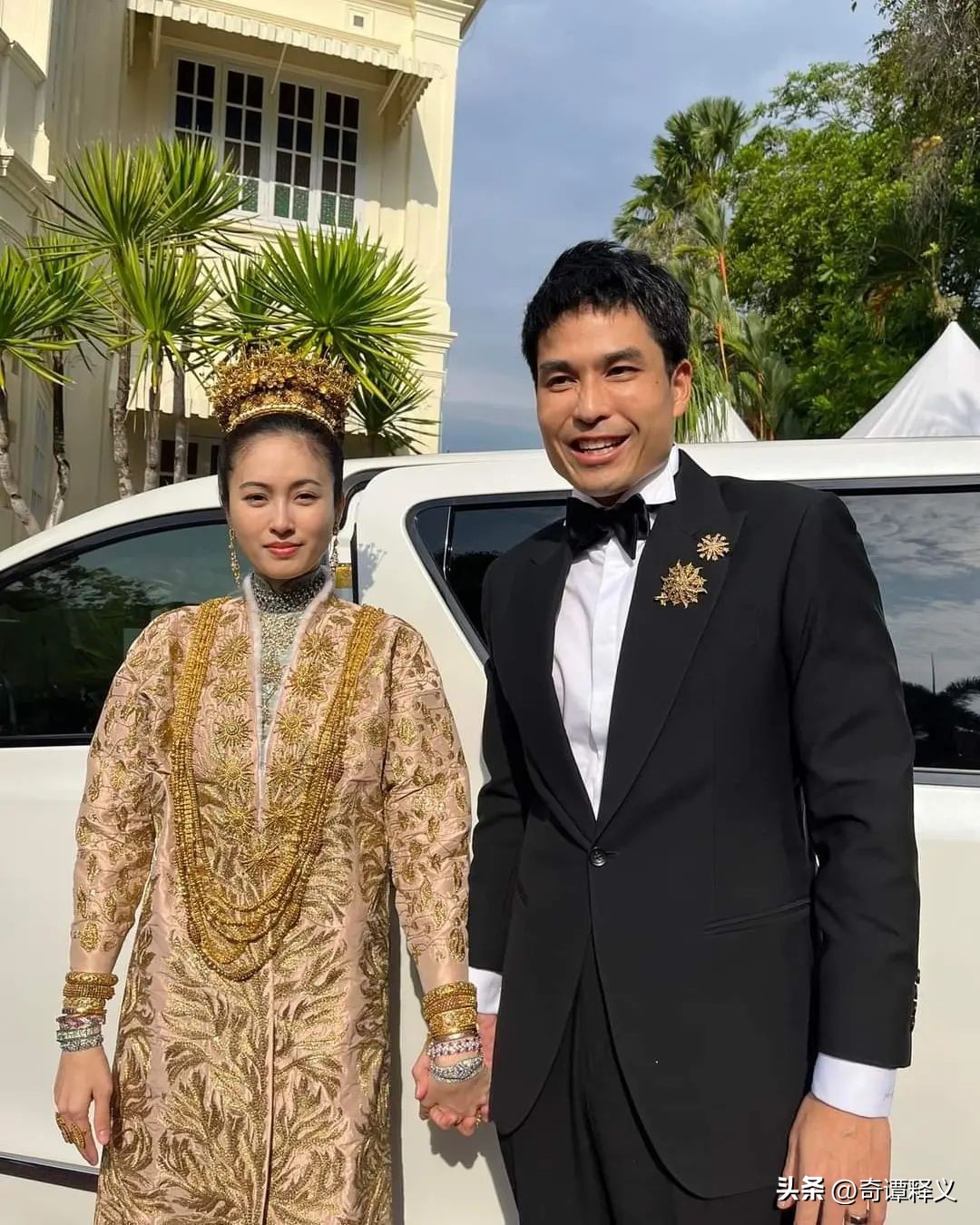 泰国最美变性艺人宝儿与富豪订婚,泰国变性皇后宝儿出席活动