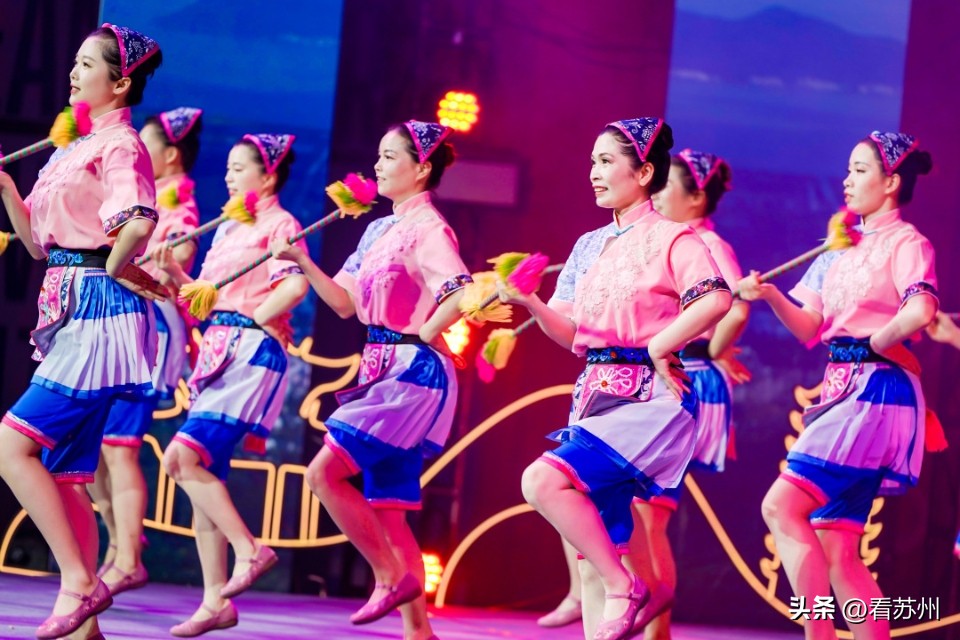 2022舞动江苏全省广场舞展演赛,塘桥镇杯2023年全国广场舞大赛