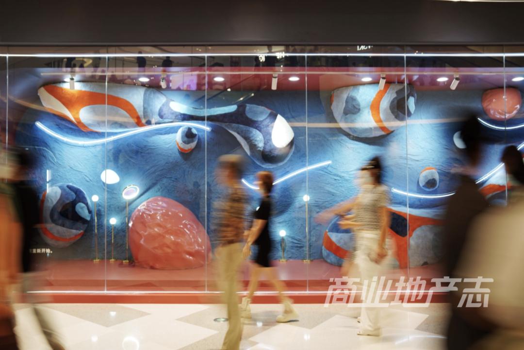 为了提升观察海口万象城的本地化视角,我在海口住了一整周