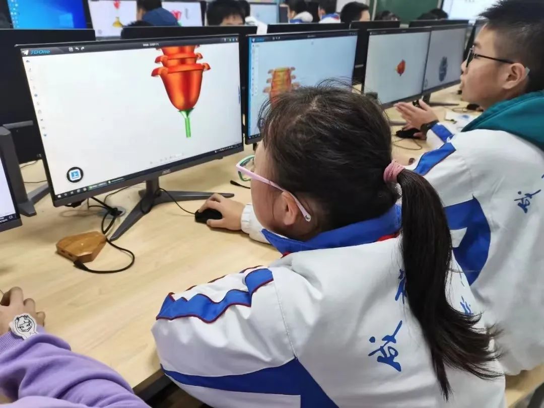 成都市金牛区成都七中八一学校,成都金牛区七中八一高中