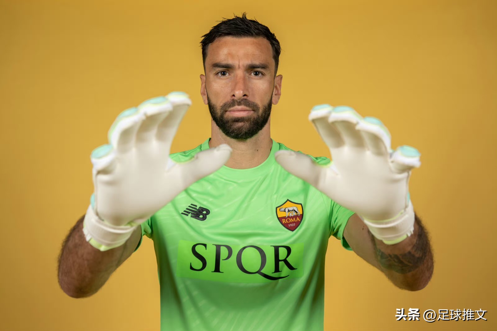 欧联杯丨欧战决赛之王决战罗马塞维利亚争王中王