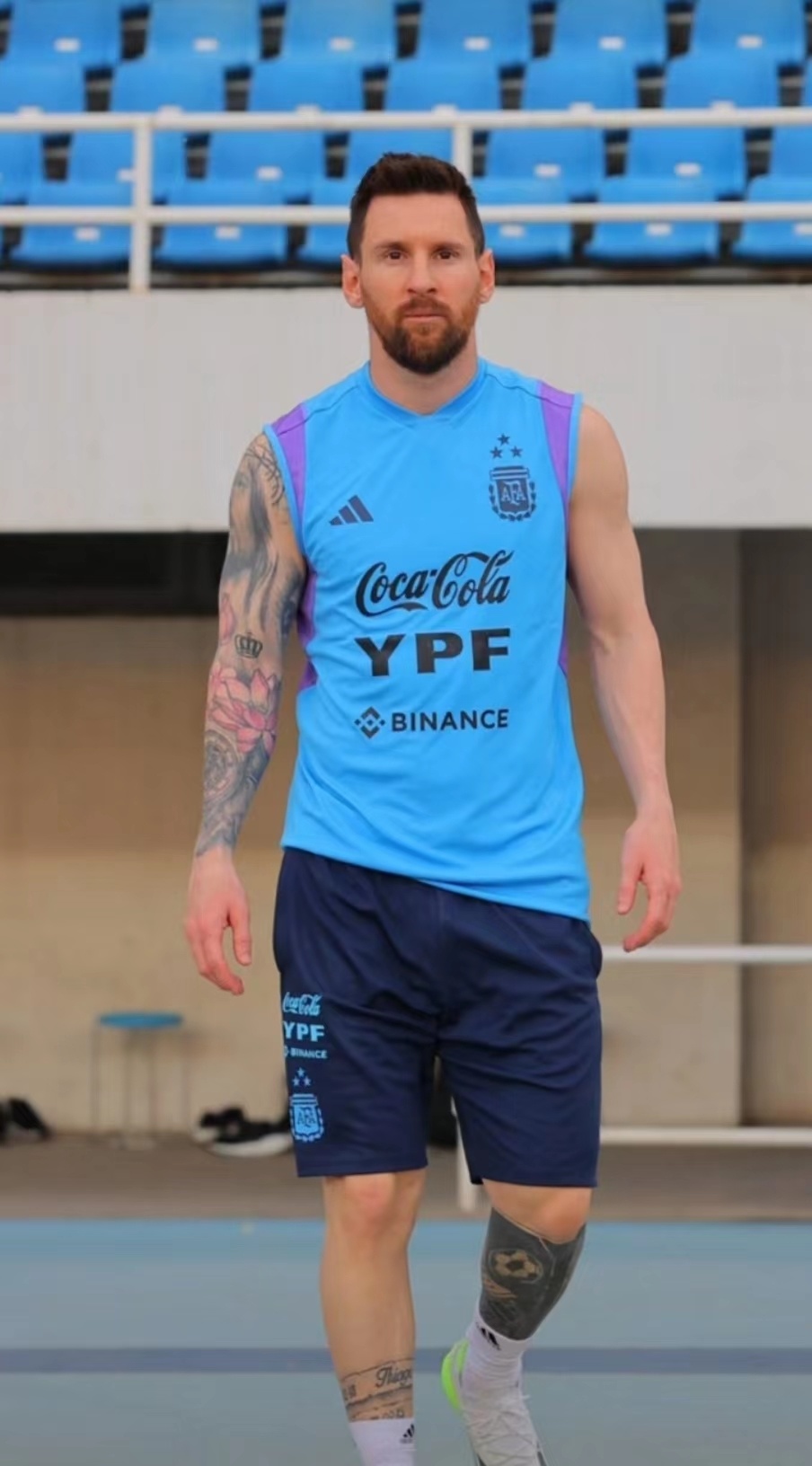 梅西精彩入球,梅西迎来巴黎首秀