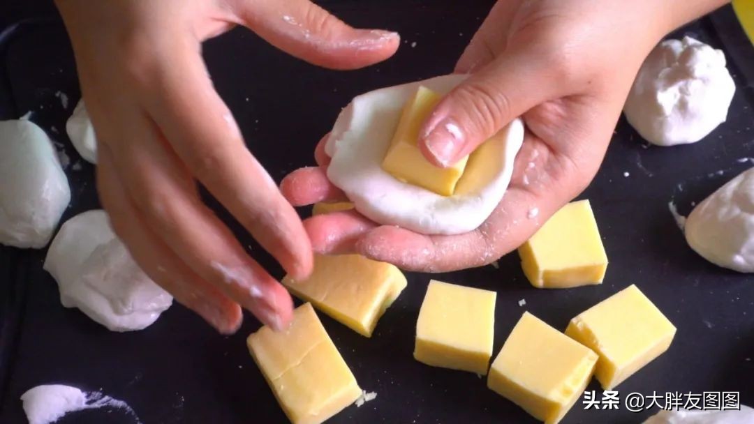 芝士年糕拉丝视频,芝士夹心小年糕
