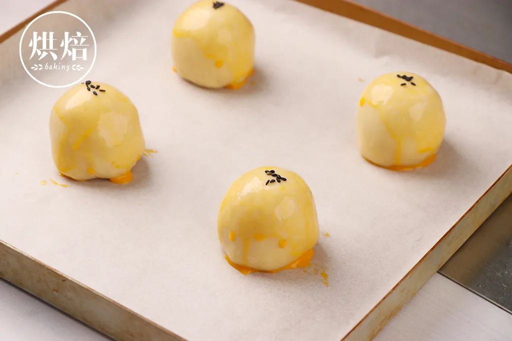 15块一个的蛋黄酥,平价好吃蛋黄酥