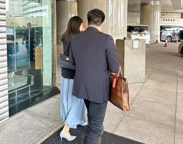 郭晶晶手提包包,郭晶晶爱马仕包包