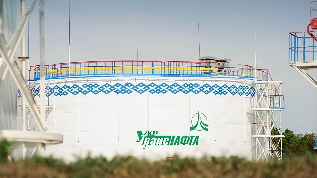 泽连斯基卖掉美国武器,泽连斯基呼吁中东增产石油