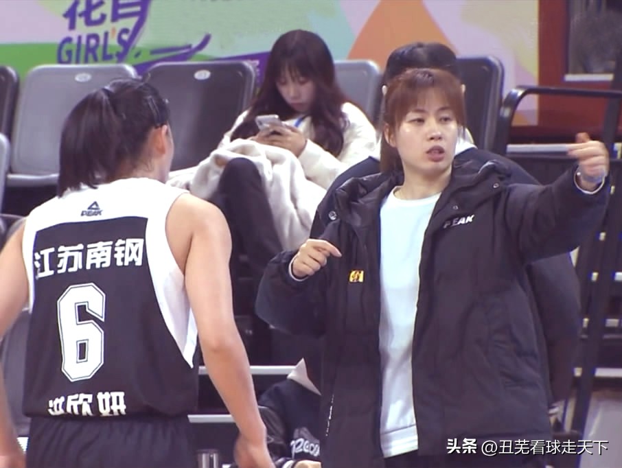 两个教练席上的“新兵”，曾经的赛场悍将