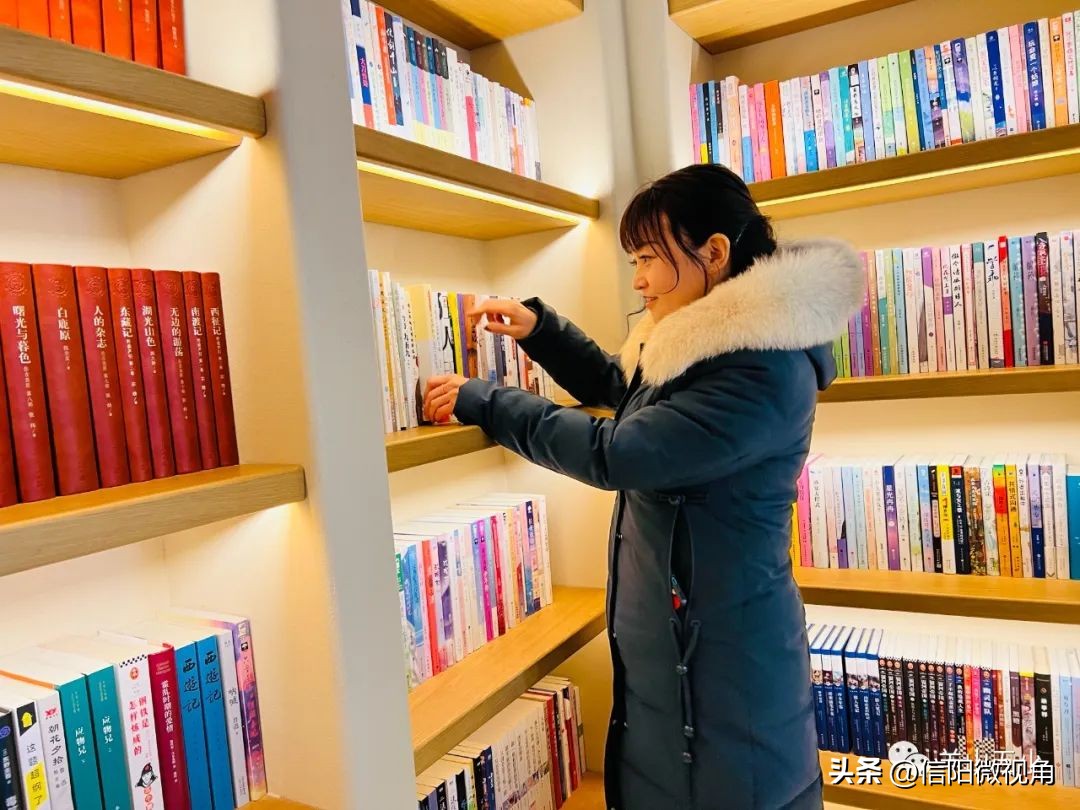 信阳羊山五小开展第二期青年教师读书沙龙活动