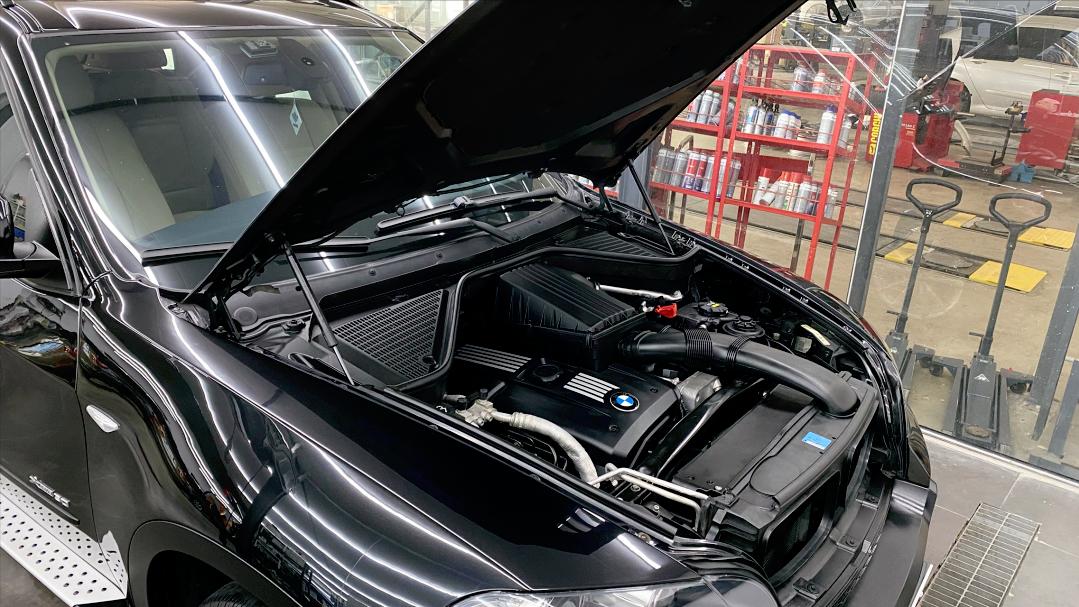 翻新整备一台老x5,13款宝马x5整备翻新