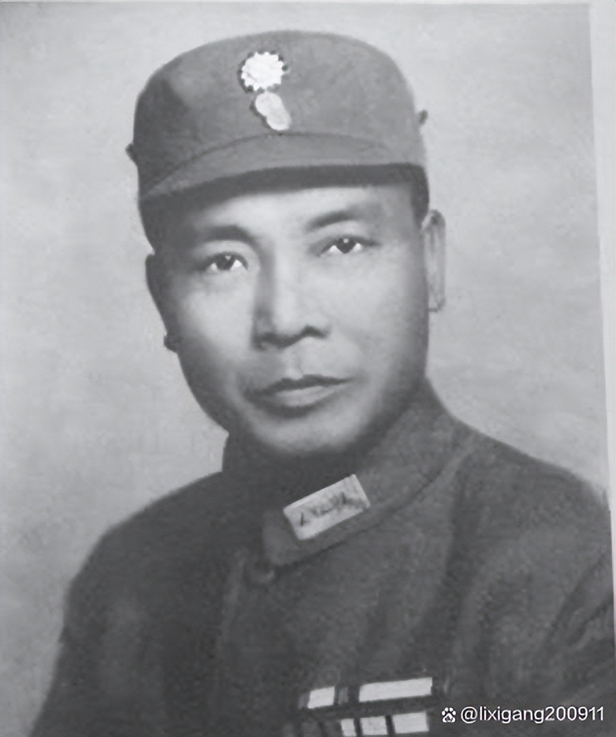 汤恩伯人生“君亲师”三人：君蒋介石，师张治中，却出卖了“亲”