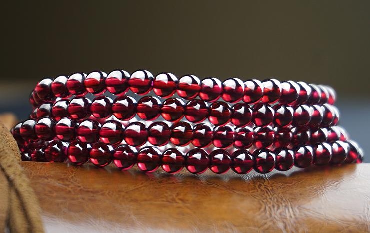 收藏级别石榴石怎么辨别,石榴石收藏级是什么意思