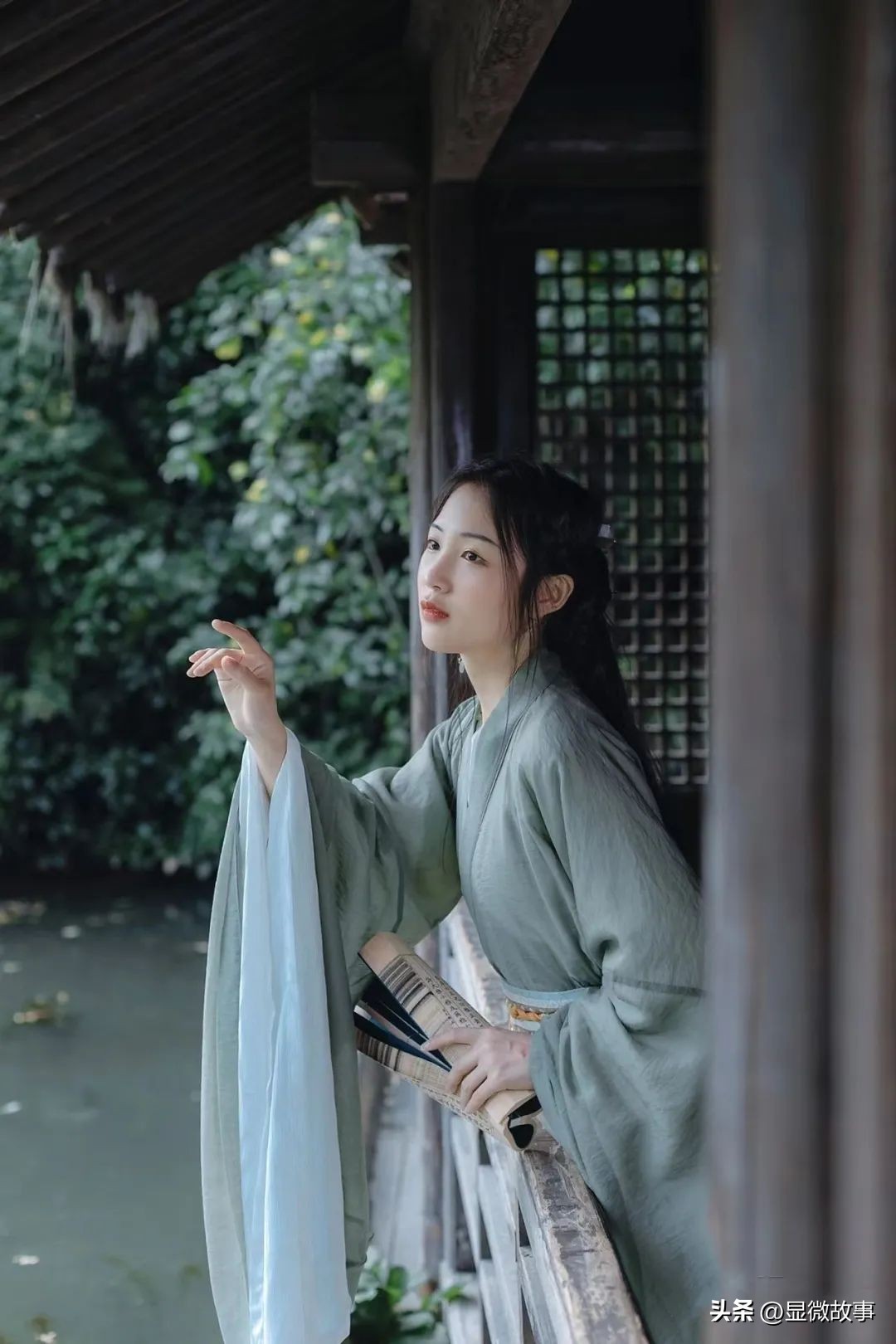 大叔穿上了高跟鞋,大叔穿高跟鞋卖鞋