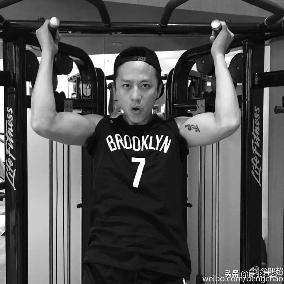 为爱纹身的明星,为爱纹身的明星完整版