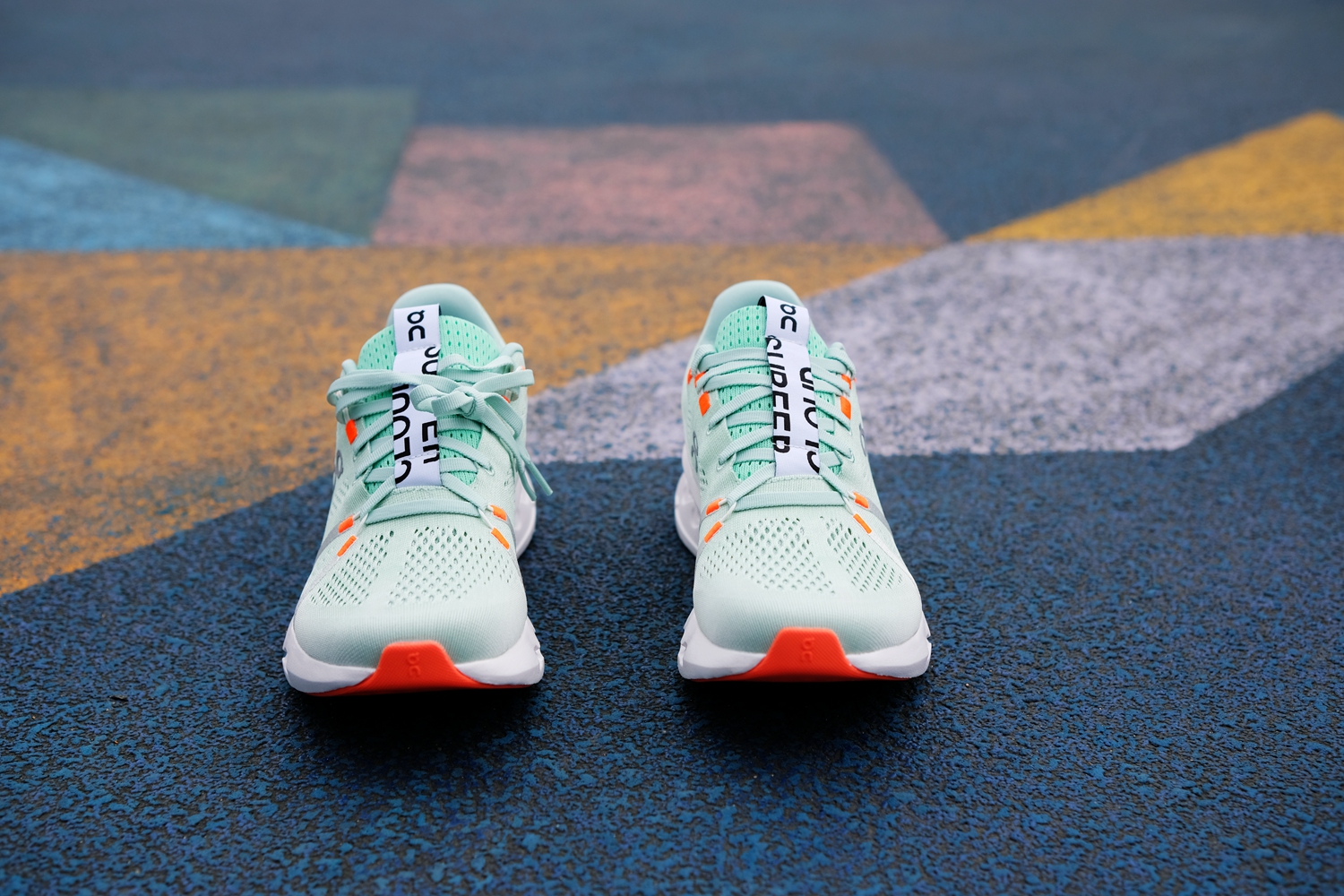 昂跑全新一代cloudsurfer跑鞋,昂跑cloudaway跑鞋评测