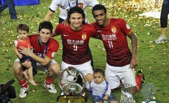 心田谭维维,足球心田