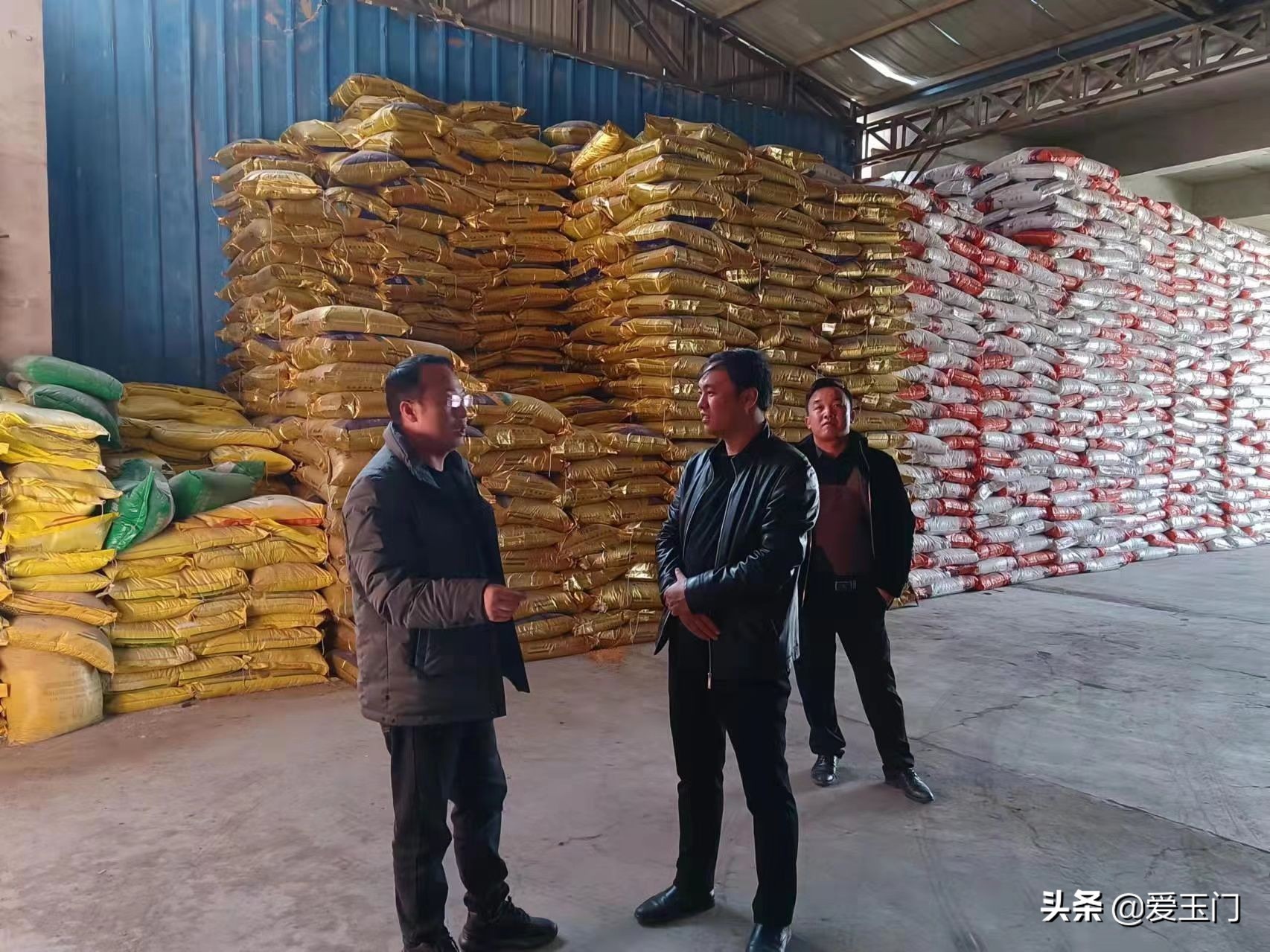 凝心聚力奋进新征程,凝心聚力建功新时代展现新作为