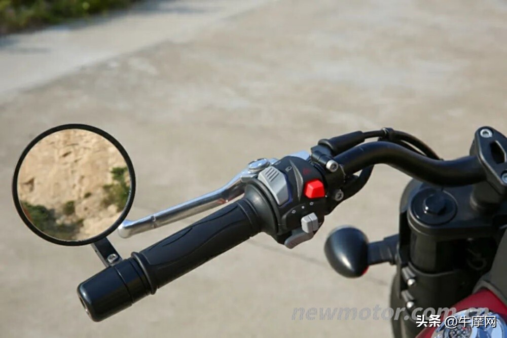 庄威400这款车怎么样,庄威400普通版与豪华版的区别