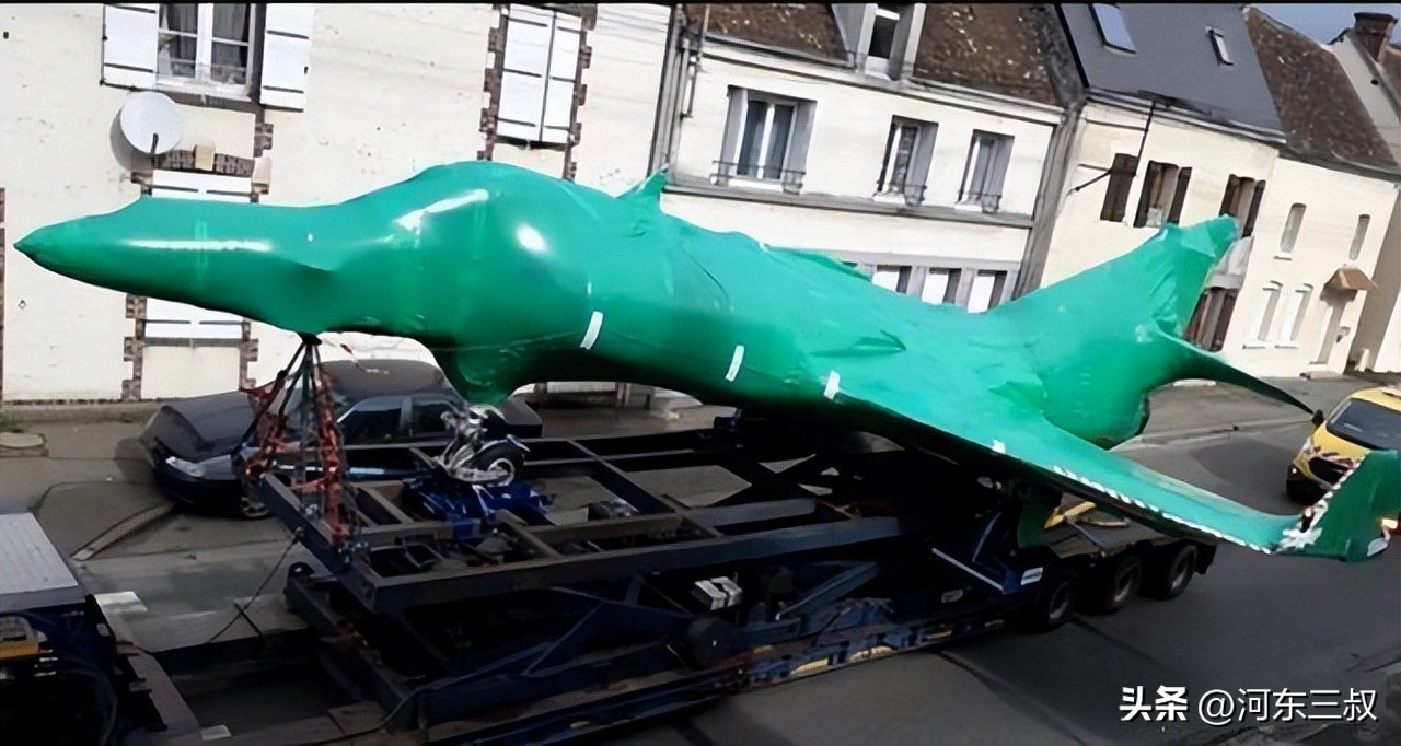 千万欧元买个寂寞，二手超军旗用英国弹射椅，阿根廷又被法国坑了