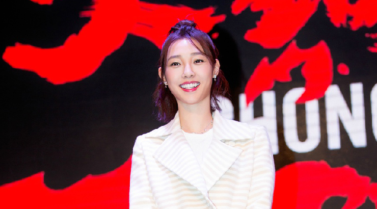 消失的五年白百何,消失4年突然复出tvb前力捧小花