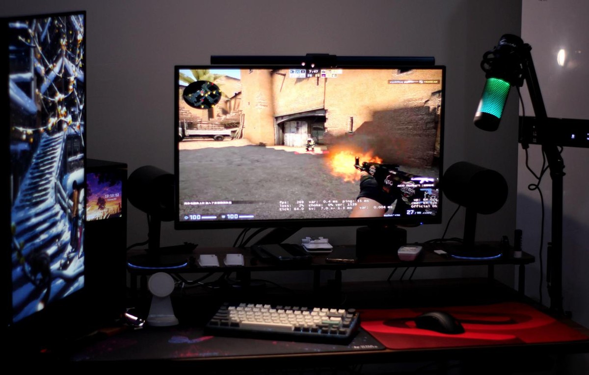 卓威鼠标ec2-cw怎么用,毒蝰v3pro和卓威ec2-cw哪个好用