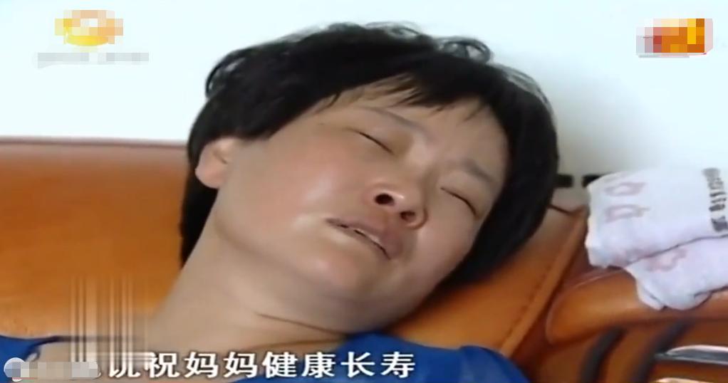 2014年,消防英雄拯救坠江妇女,不幸牺牲,家属为何缺席追悼会?