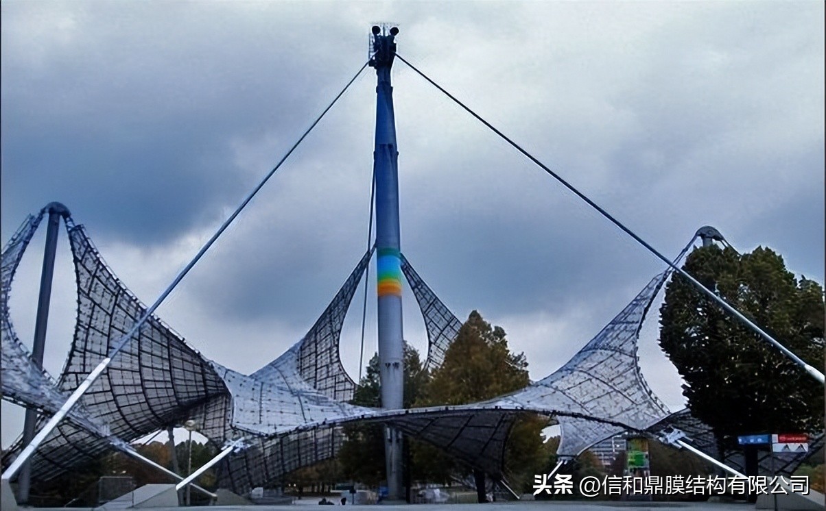 张拉式膜结构景观遮阳棚价格,大型膜结构景观遮阳棚安装