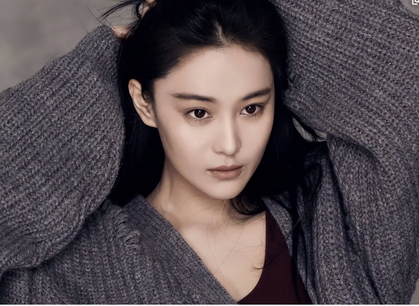 张馨予婚姻困境,张馨予与何捷结婚后宛如贤妻良母