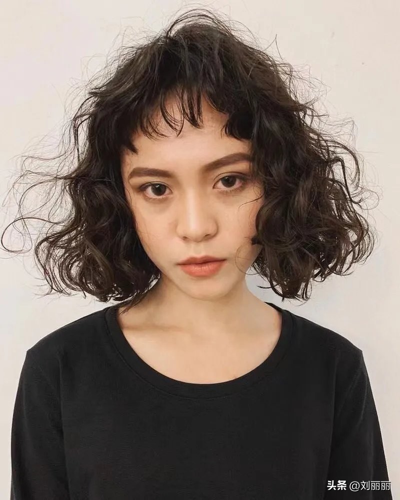 2023年最流行的发型年轻时尚,最新发型女2023流行发型