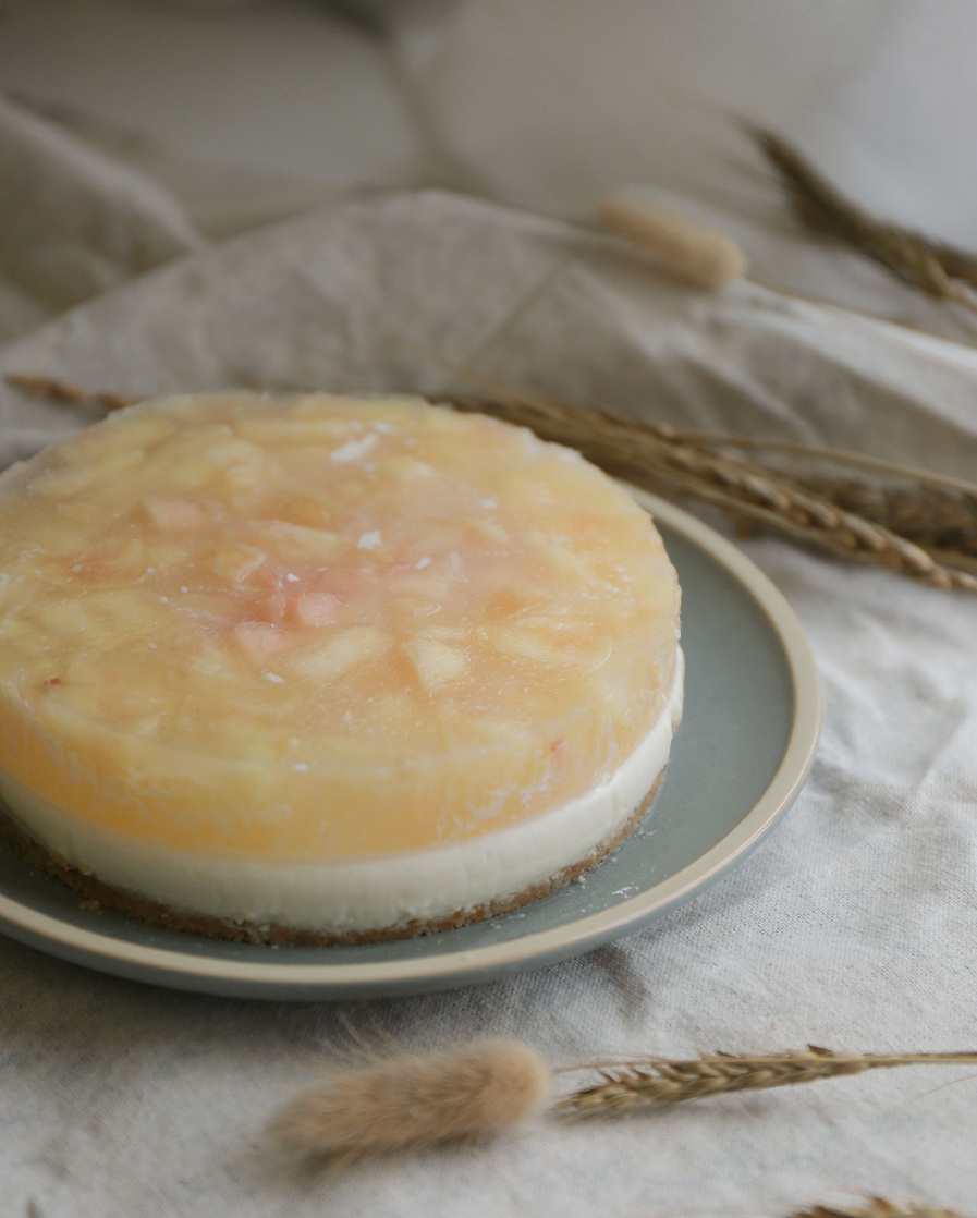 简单易做的水蜜桃的甜点,水蜜桃樱花简单甜品教程高颜值