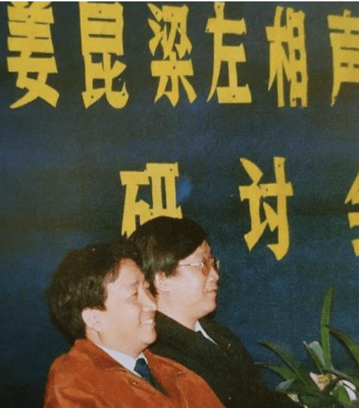 英如镝妈妈梁欢和宋丹丹,梁欢的老公是谁