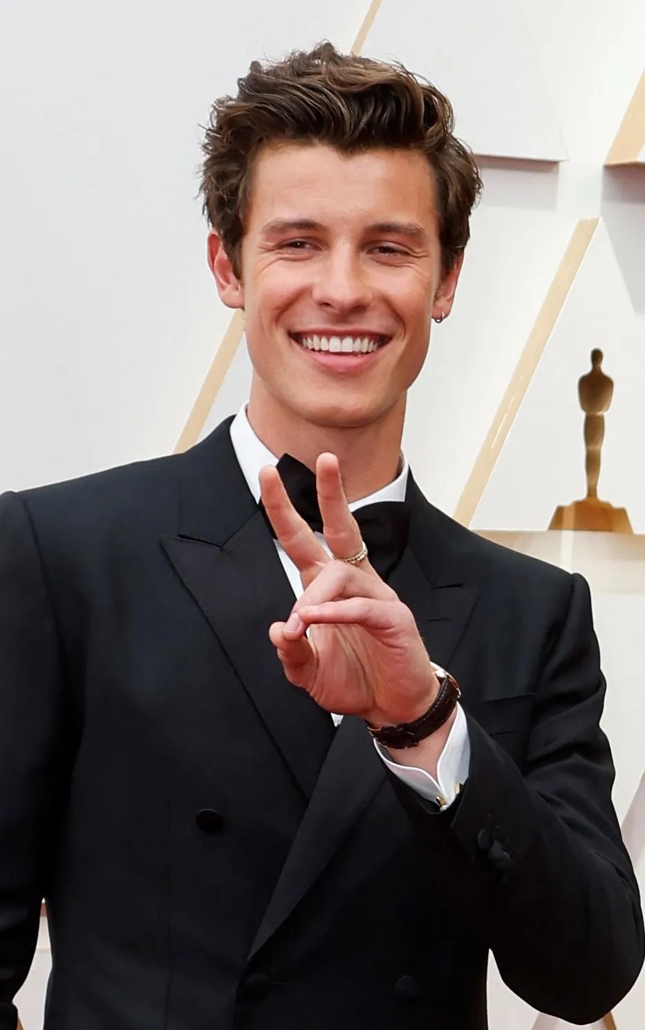 shawnmendes胡子,shawnmendes穿凉鞋