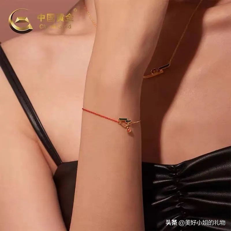 母亲节礼物40-50岁实用首饰套装,母亲节首饰礼物推荐