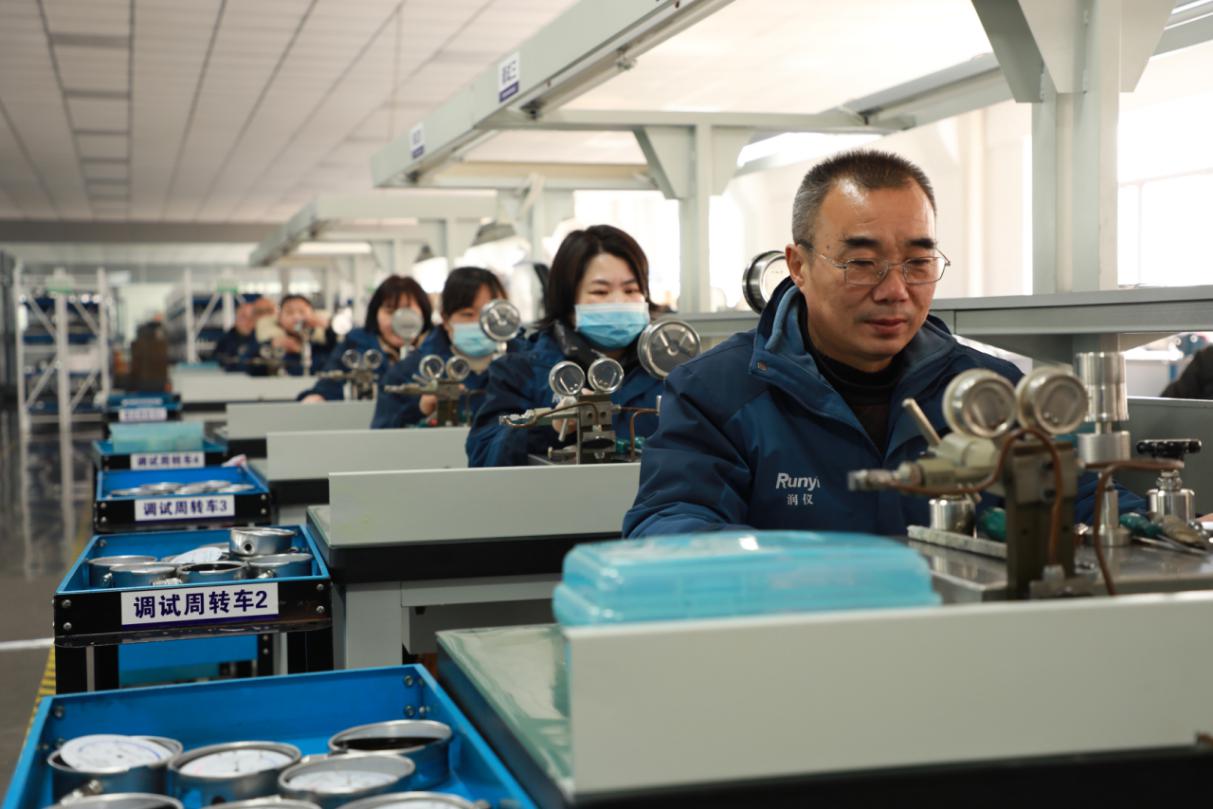 市监局助力企业发展,市监局促进民营经济高质量发展