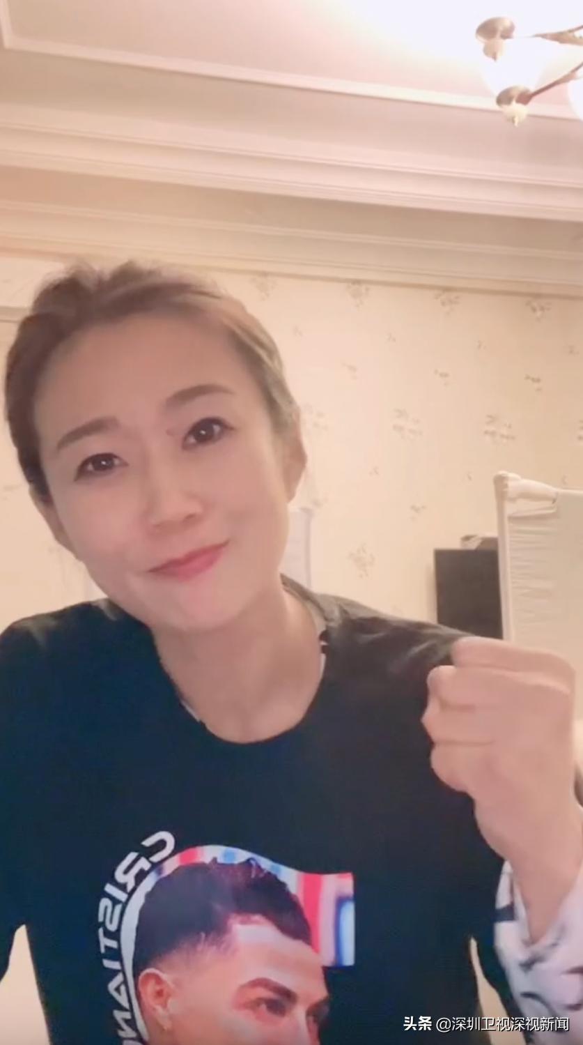 深圳小女孩踢足球,12岁女孩足球技术逆天