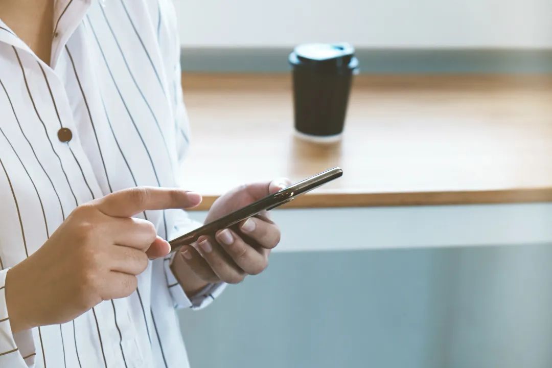 翡翠台没有本地广告,翡翠台取消覆盖广告