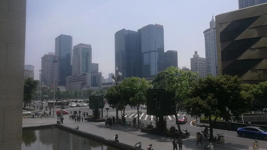 成都那些风靡一时的商场,成都有没有什么濒临倒闭的商场