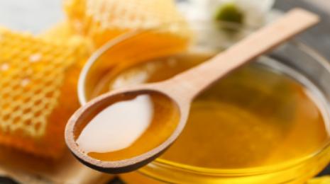 第一次见男朋友父母送什么礼物,第一次见女友父母带什么礼品