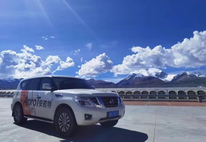 沙漠王子途乐中东版,沙漠王子途乐阿拉善