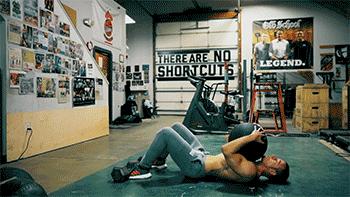 4分钟在家健身训练方法有哪些呢,不用去健身房在家照样拥有好身材